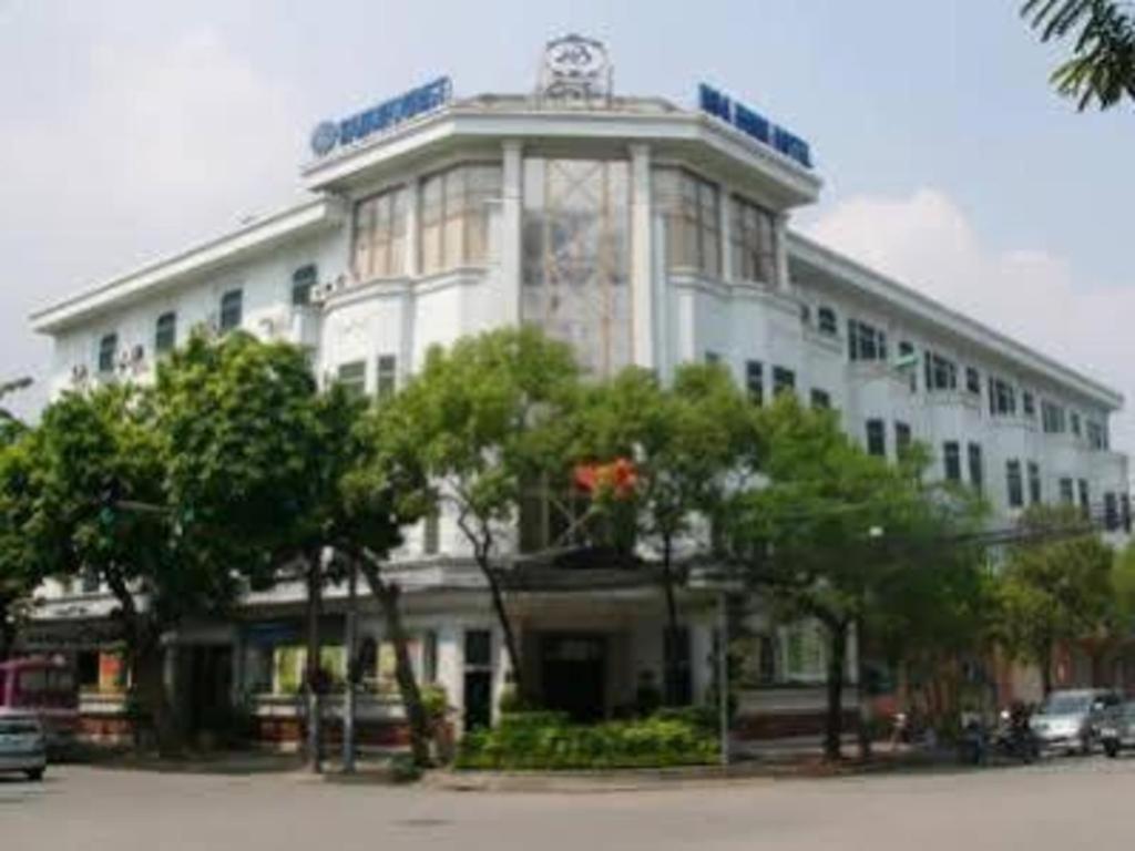 Hoa Binh Hotel Hanoi Buitenkant foto