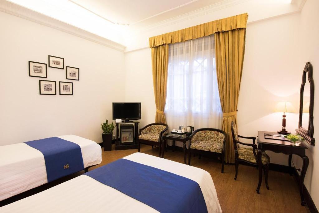 Hoa Binh Hotel Hanoi Buitenkant foto