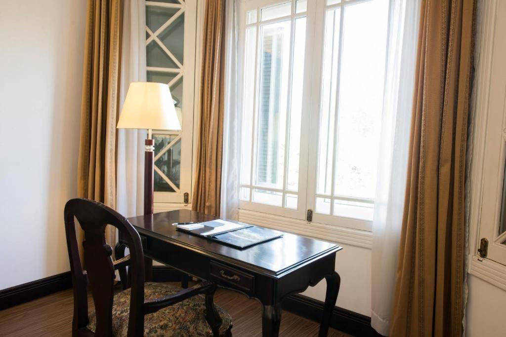 Hoa Binh Hotel Hanoi Buitenkant foto