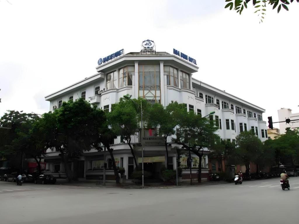 Hoa Binh Hotel Hanoi Buitenkant foto