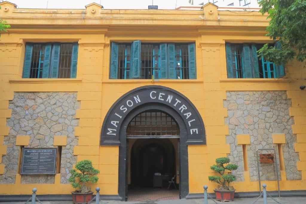 Hoa Binh Hotel Hanoi Buitenkant foto