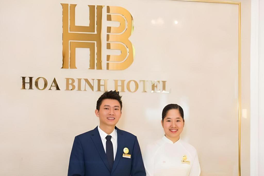 Hoa Binh Hotel Hanoi Buitenkant foto