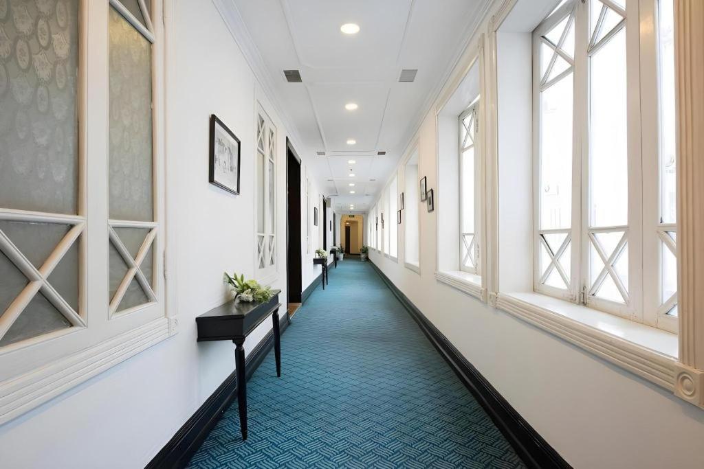 Hoa Binh Hotel Hanoi Buitenkant foto